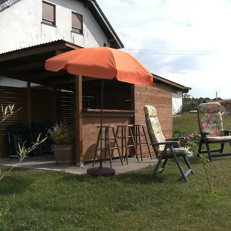 Apartment Ferienwohnung Weitblick Kinzenburg